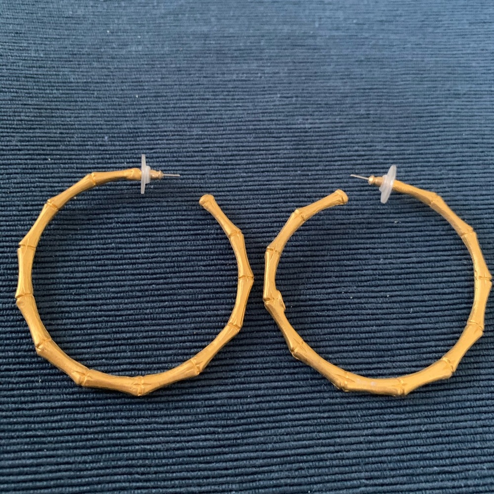 Kenneth Jay Lane Hoop earrings